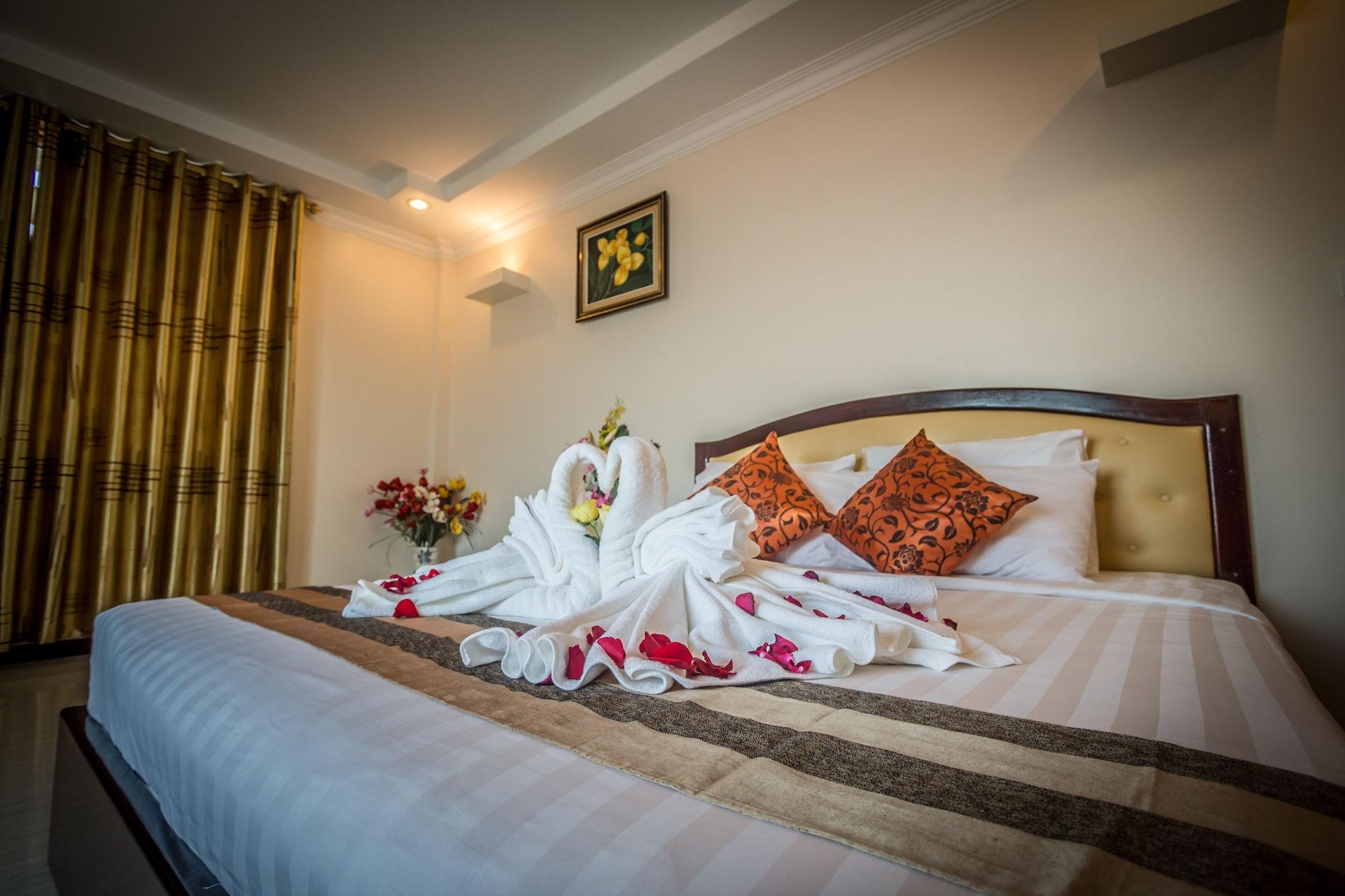 Good Luck Day Hotel & Apartment Phnom Penh Exteriör bild