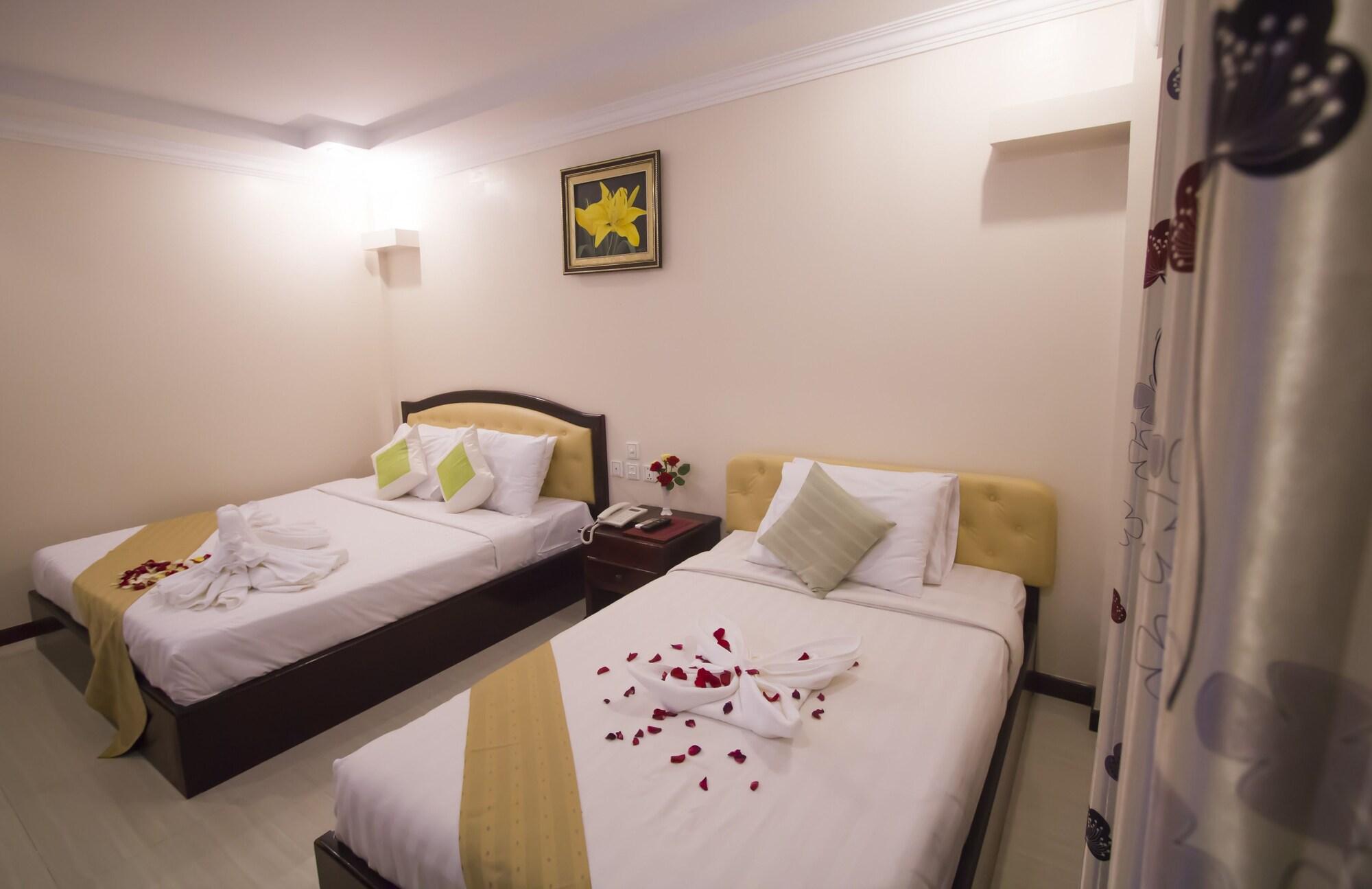 Good Luck Day Hotel & Apartment Phnom Penh Exteriör bild