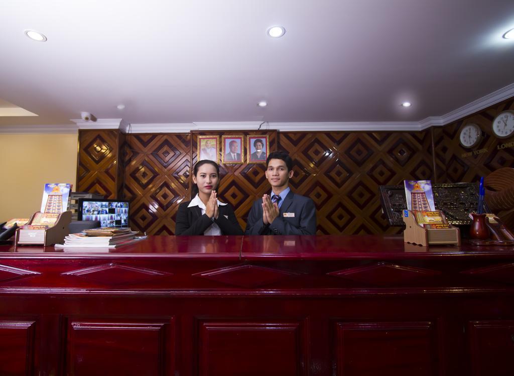 Good Luck Day Hotel & Apartment Phnom Penh Exteriör bild