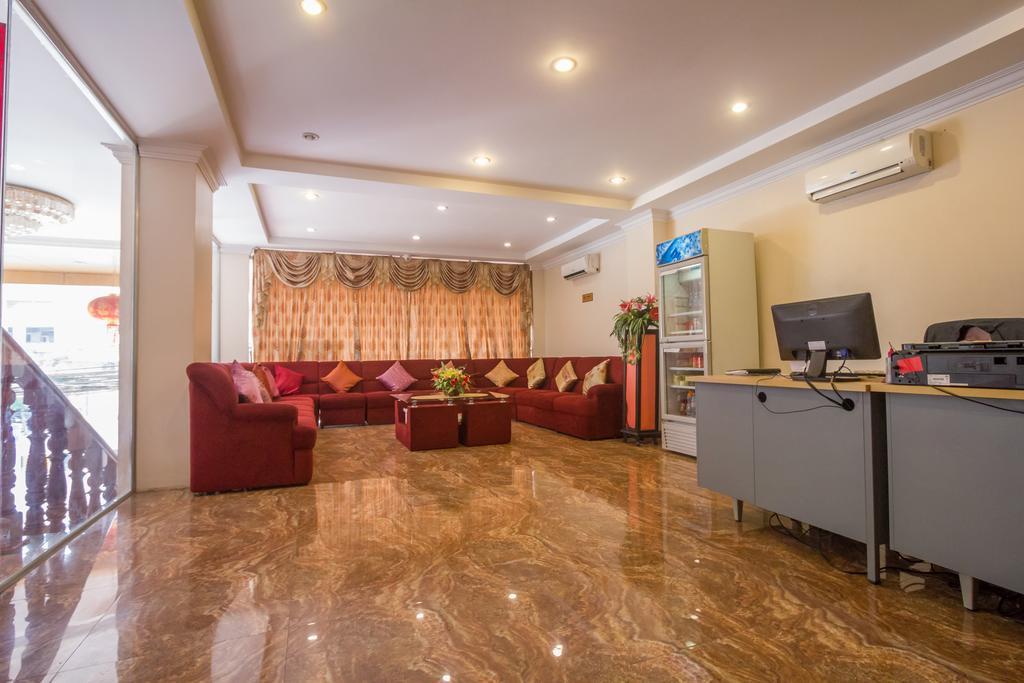 Good Luck Day Hotel & Apartment Phnom Penh Exteriör bild
