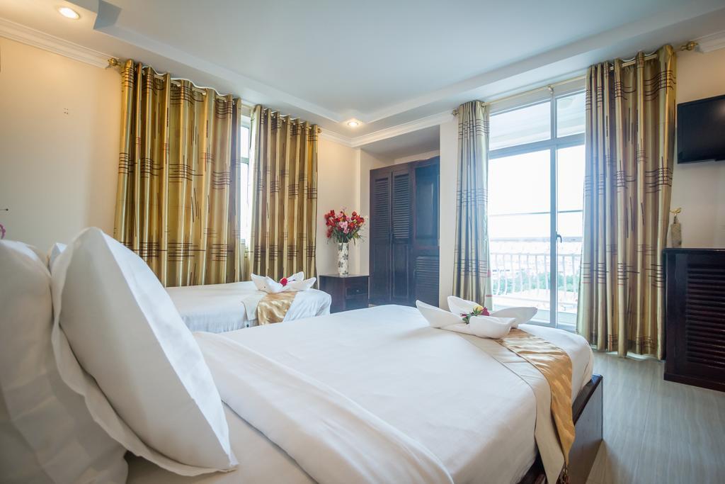Good Luck Day Hotel & Apartment Phnom Penh Exteriör bild